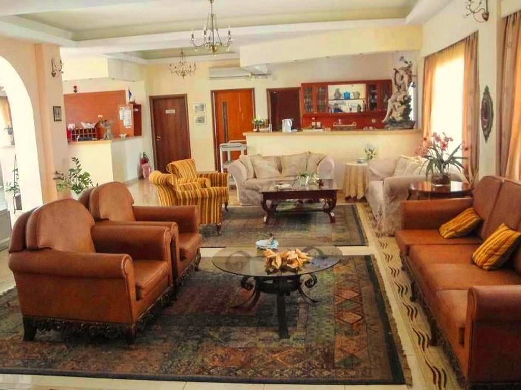 Nefeli Hotel Ágios Kírykos Extérieur photo